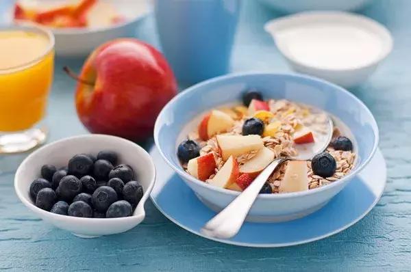 早上吃什么对胆结石患者好（早餐吃这3种食物）(5)