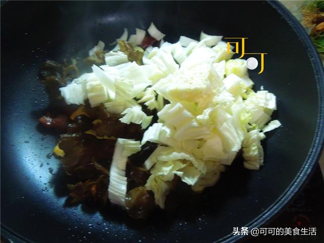 云南腊肉汤里炖什么好吃 年前这样的腊肉炖菜(9)