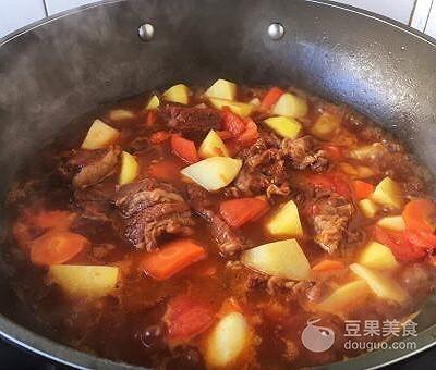 番茄土豆牛肉块的做法大全（番茄土豆烧牛肉的做法）(25)