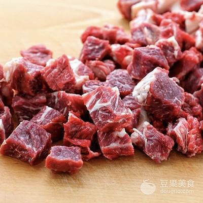 红烧排骨（西红柿土豆炖牛肉）(2)