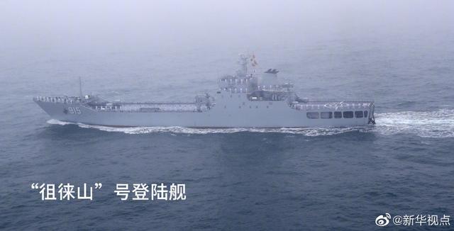 055型导弹艇（海上阅兵高清画面来了）(21)