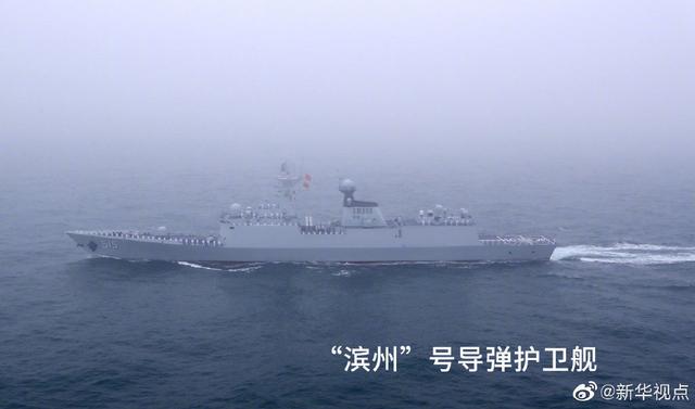055型导弹艇（海上阅兵高清画面来了）(16)