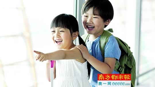 飞机上会给儿童提供什么服务（航班无陪伴儿童）(2)