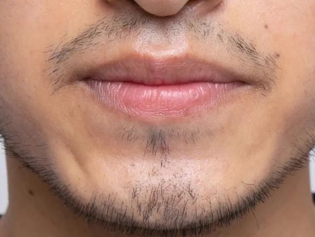 留胡子的男生是不是很邋遢（粉丝提问为什么男人不喜欢刮胡子）(24)
