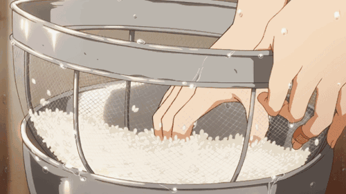 怎样做蒸米饭才能松软（蒸米饭时别只会加清水）