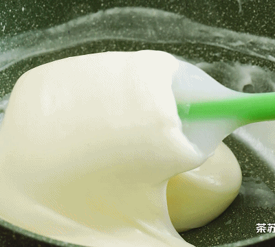 酸奶大麻花家庭制作（适合全家的酸奶大麻花）(3)