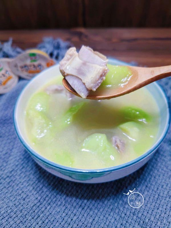 丝瓜排骨汤的做法家常简单好吃（做法简单零失败的）(1)