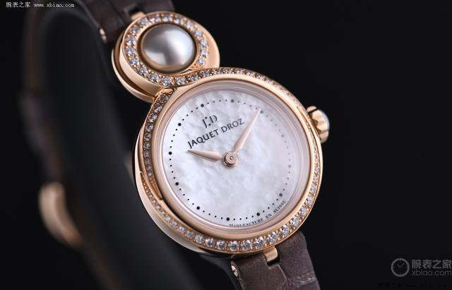 雅克德罗最新款表（摸得着的优雅品鉴雅克德罗优雅8小码珍珠母贝腕表）(10)