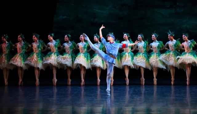 上海国际舞博会（上海国际舞蹈中心开放五周年）(16)