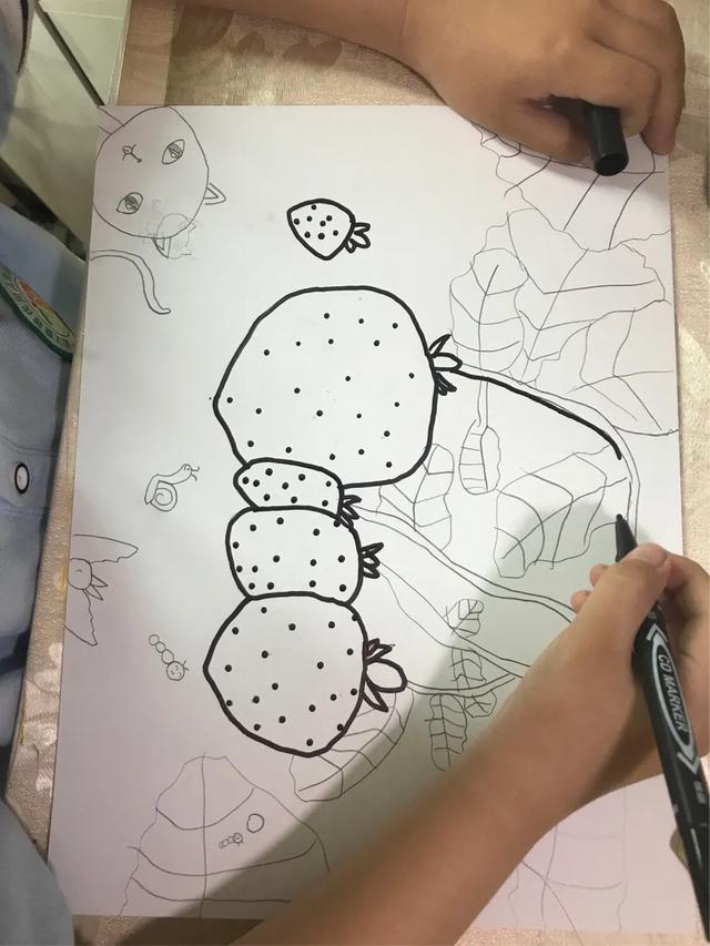 草莓画画板儿童3-5岁（六岁宝宝学画画-草莓Strawberry）(1)