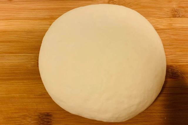 油条饼怎么做才松软（蓬松酥脆的大油条和油饼一步到位）(4)
