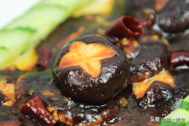 蚝油焖香菇的家常做法（厨师长教你油焖香菇的家常做法）(7)