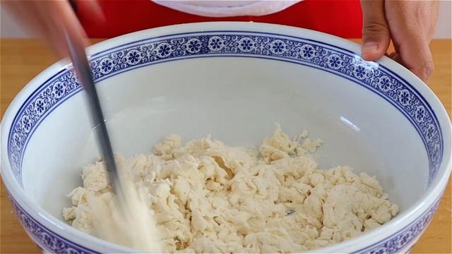 鸡蛋灌饼教程正宗的做法（家常版鸡蛋灌饼做法）(3)