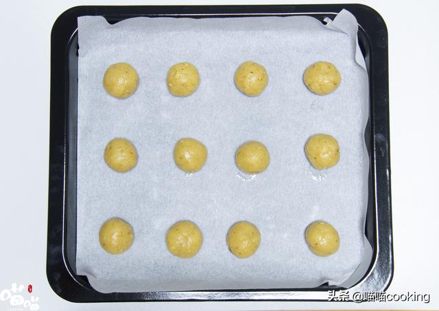 老式核桃酥用电烤档的做法（放假在家除了瓜子和花生）(10)