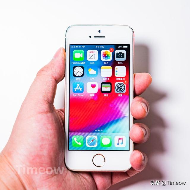iphone 5s一代（怀旧曾服役3年的iPhone）(1)