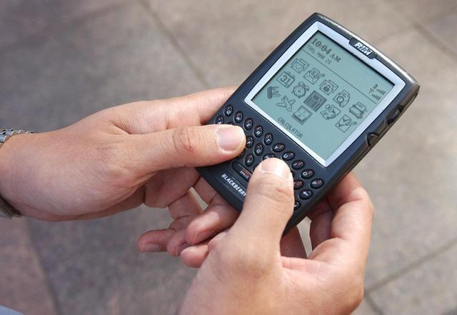 黑莓手机使用攻略（黑莓手机将于80天后全面停用）(4)