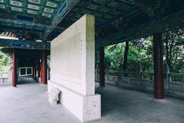 南京48景之一阅江楼和古城墙 典型的明代皇家建筑风格(5)