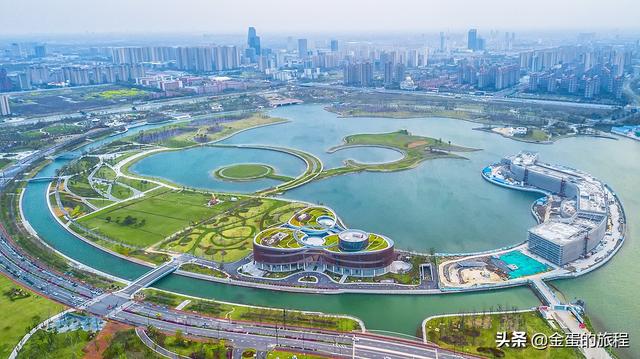 上海古镇有最大的人工湖吗（模仿迪拜棕榈岛）(2)