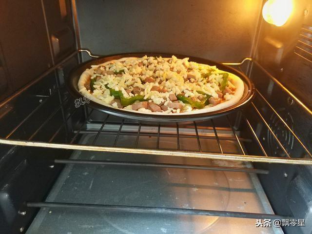 教你如何在家就能制作好吃的披萨（简单又美味的披萨）(16)