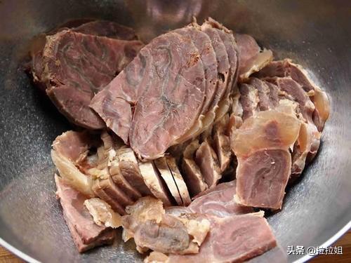 生牛肉做五香牛肉怎么做好吃（五香牛肉做法1斤牛肉）(1)