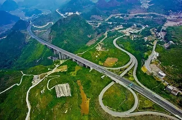 贵州最有特色的公路（贵州这8条绝美天路）(41)