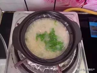 青菜瘦肉粥简单做法又好吃（芥菜瘦肉粥的做法）(11)