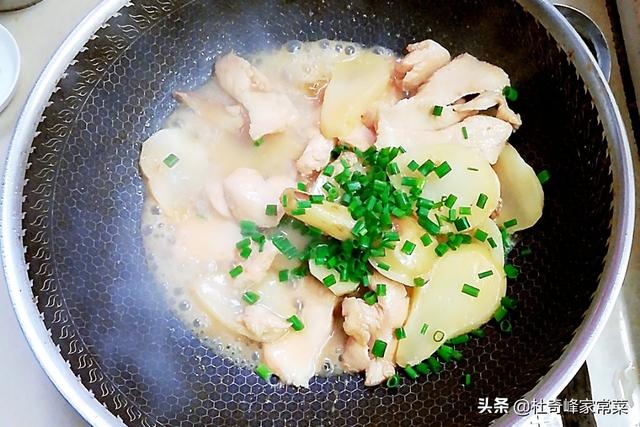 鸡胸炒蘑菇的做法大全（鸡胸肉炒雪莲果）(6)