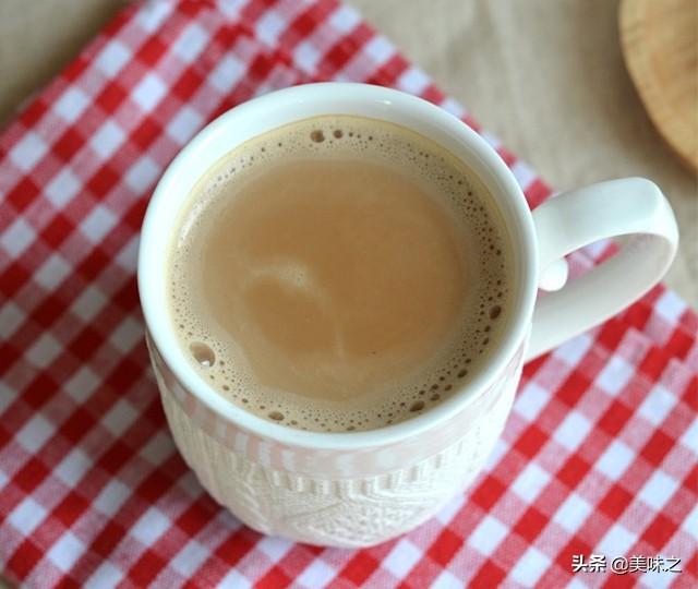 简易美味奶茶做法（美味奶茶的17种做法）(4)