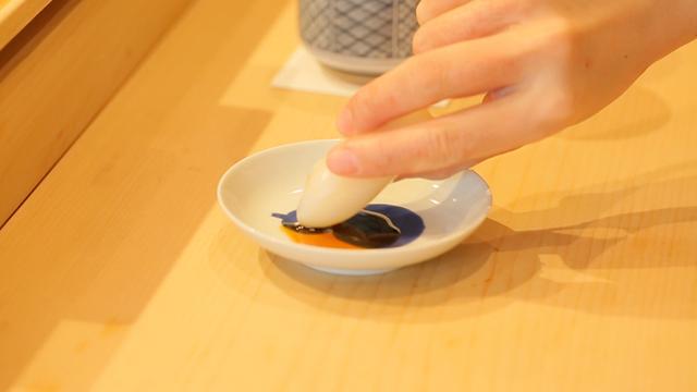 如何制作日本生鱼片寿司（常吃不一定知道）(5)