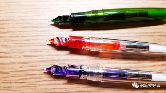 最好用日本钢笔（御三家日本平价透明示范钢笔评测）(12)
