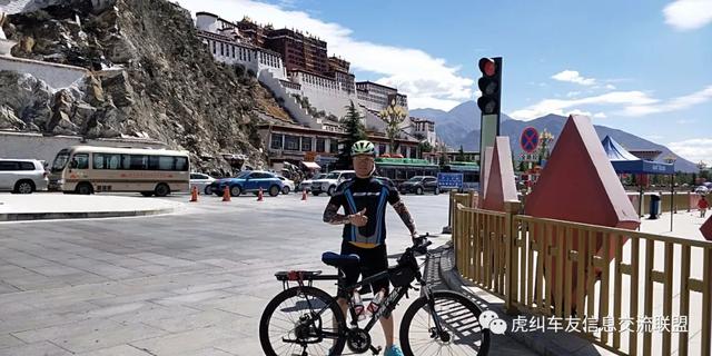 骑行新藏线追求极致风光之旅（福州骑士阿明川藏线单车骑旅）(11)