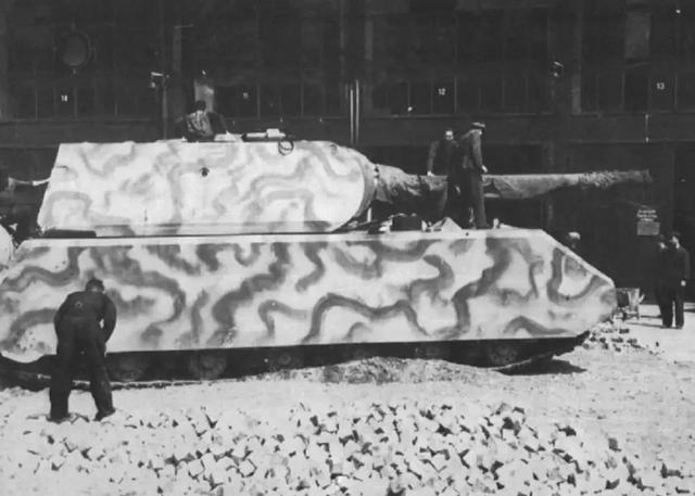 鼠式坦克重約三輛虎式 鼠式坦克重約三輛虎式(4)