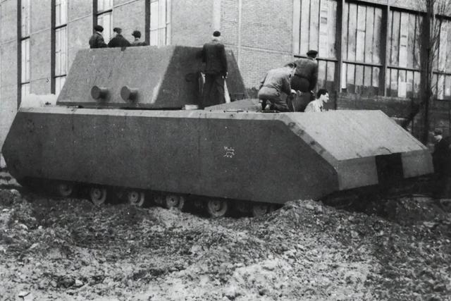 鼠式坦克重約三輛虎式 鼠式坦克重約三輛虎式(5)