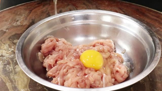 鱼香肉丝简单做法菜谱（鱼香肉丝的家常做法）(2)
