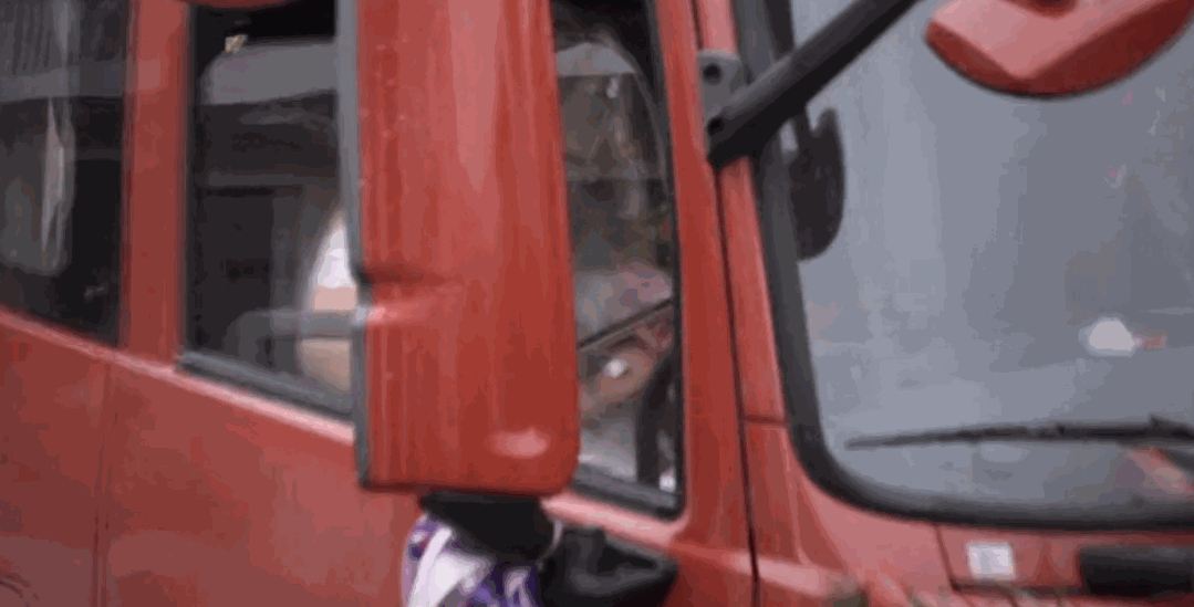 女货车司机纪录片（95后女卡车司机6000块被）(9)