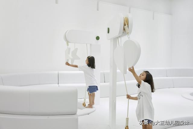 儿童设计房间带滑滑梯（一个可以诱发儿童自然游戏的娱乐空间设计案例）(12)