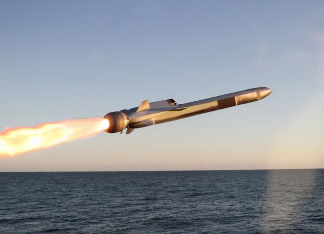 s-500防空导弹系统投入使用（研发10年的全能拦截）(7)