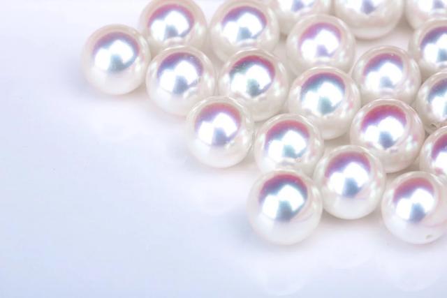 日本珍珠akoya白色珍珠贵吗（你想知道的都在这里了）(1)