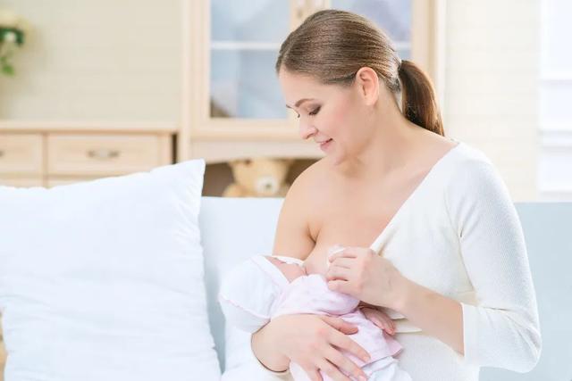 孕期乳房胀痛是持续性的吗（准妈妈孕期总感觉乳房胀痛）(6)