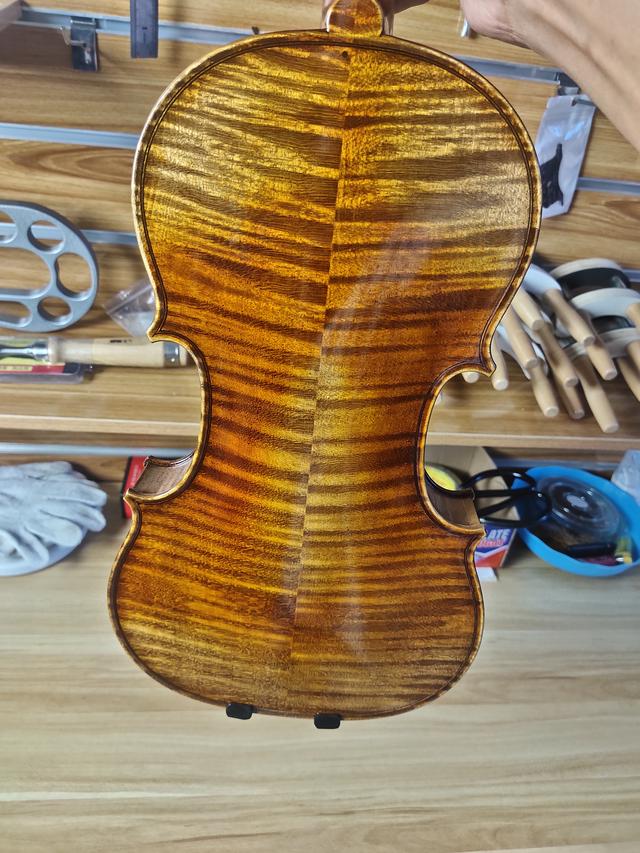 便宜又好用的小提琴（小提琴一万元能买到什么档次的欧料手工小提琴）(1)