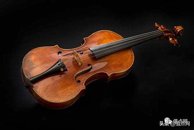 意大利名贵瓜奈里小提琴（286年历史瓜奈里小提琴法国拍卖）