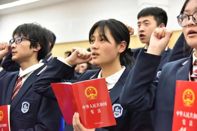 南京市第一中学实验学校 适合的教育自在地成长(35)