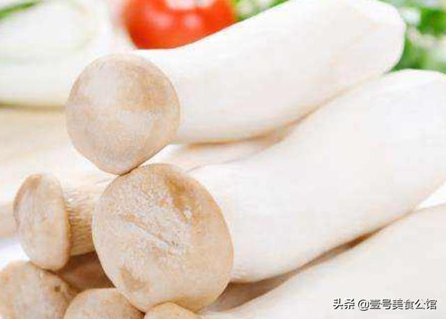 香辣杏鲍菇好吃又简单（香辣入味的干烧杏鲍菇）(4)