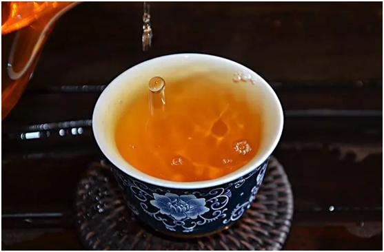 绿茶和红茶的区别是在哪（红茶和绿茶有啥区别）(2)