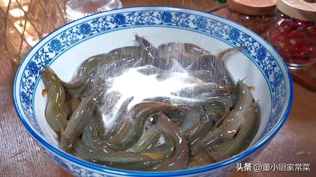 泥鳅怎么做好吃（大厨分享2种特色做法）(2)