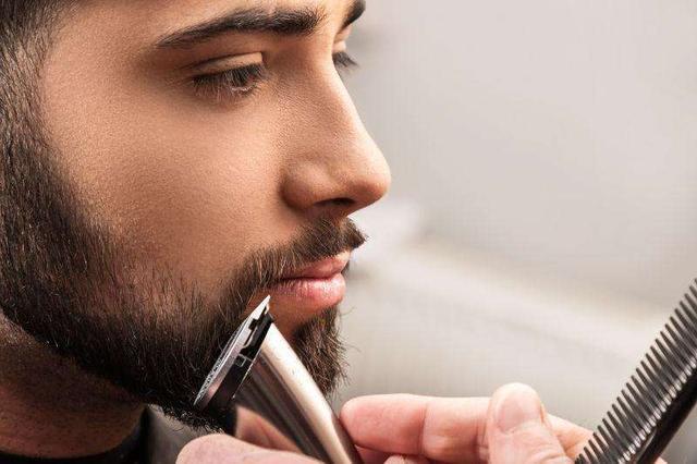 男性为什么每天刮胡子（男性频繁刮胡子说明了什么）(5)