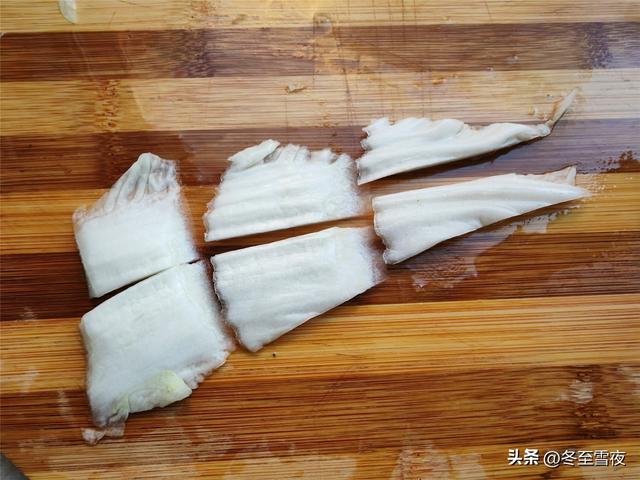 白菜最简单好吃的做法越吃越想吃（白菜的传统老菜做法）(5)