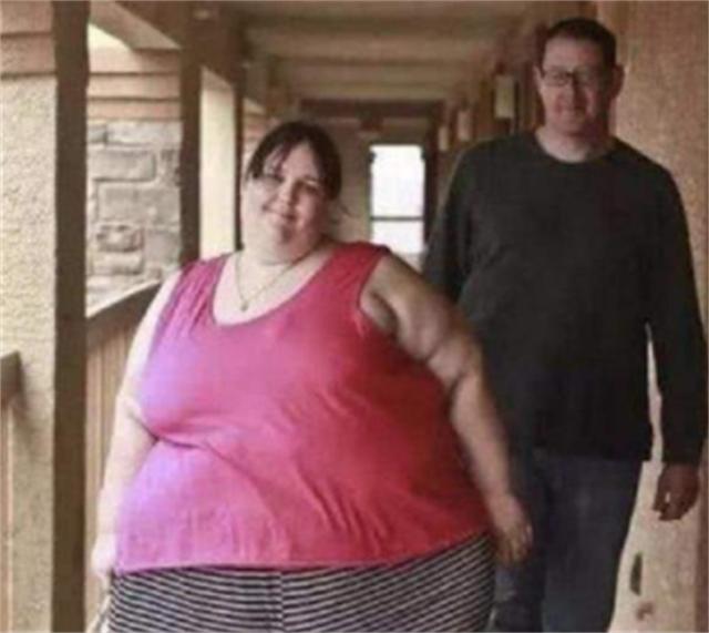 世界最胖男孩体重400斤（体重达1450斤的超大美女）(16)