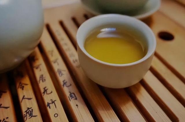 喝茶的禁忌和功效（喝茶不利于身体健康）(2)