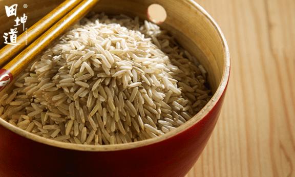糙米的功效与作用及食用方法（面对远超你想象营养价值的）